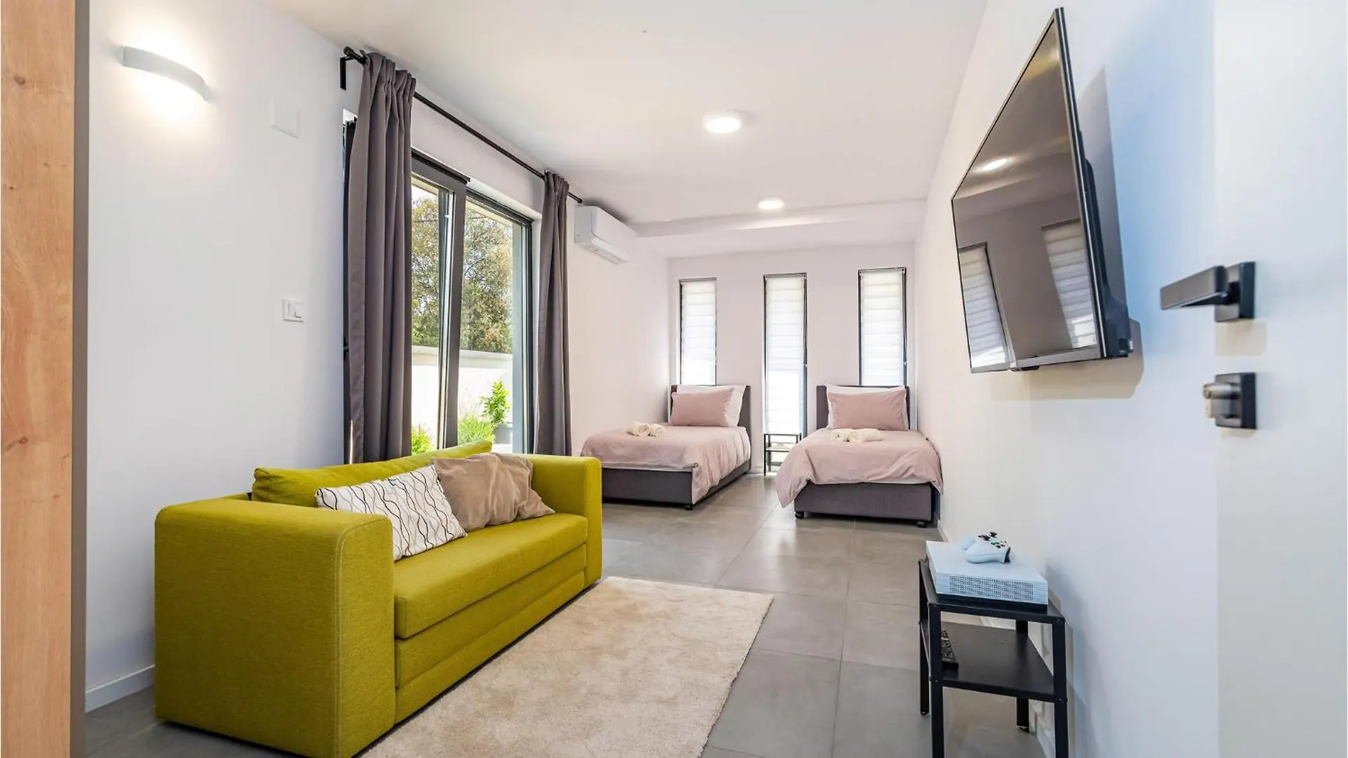 Nice Home In Zadar With Sauna